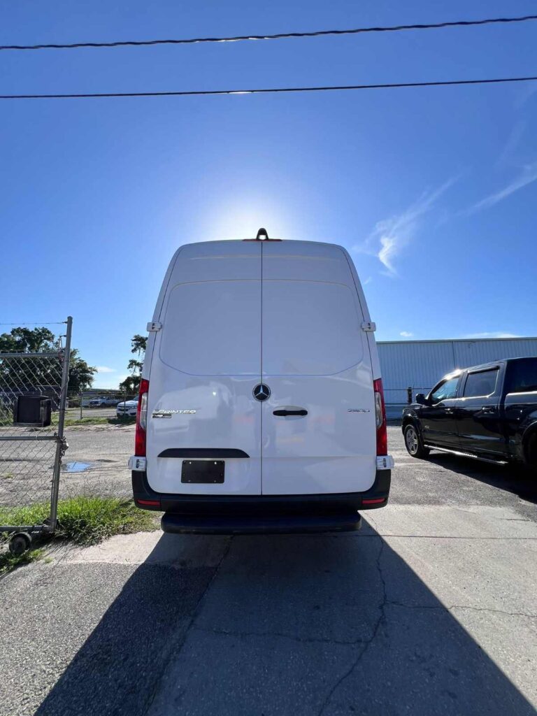 2023-mercedes-benz-sprinter-2500-branco-158434 (8)