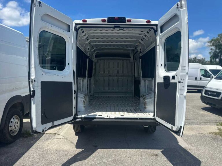 2023-ram-promaster-3500-159-wb-branco-543-547) (10)
