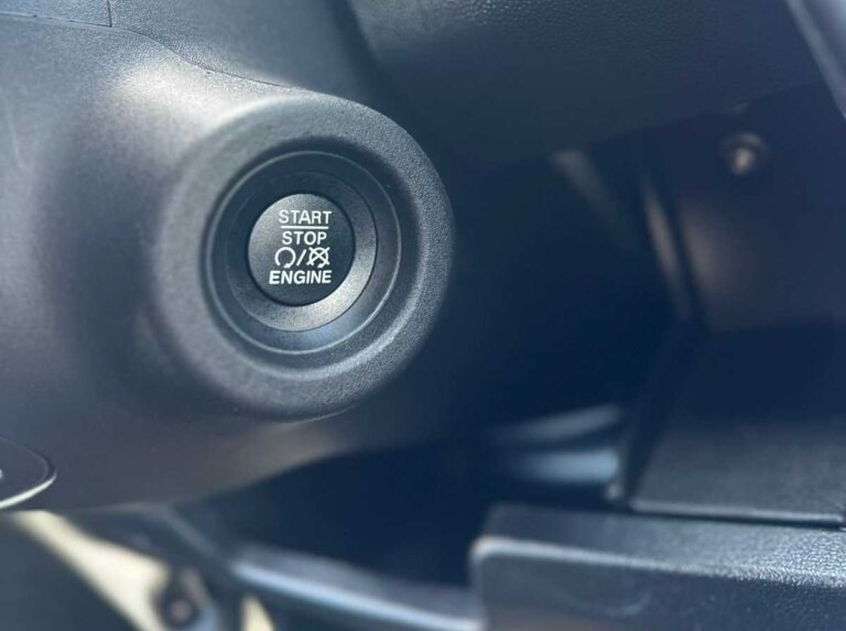 2023-ram-promaster-3500-159-wb-branco-543-547) (29)