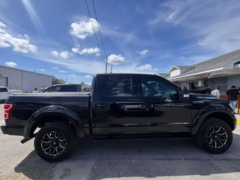 ford-f-150-xlt-2019-preto-c86615 (3)