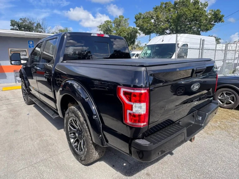 ford-f-150-xlt-2019-preto-c86615 (4)
