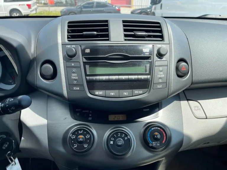 2009-toyota-rav4-011810 (12)