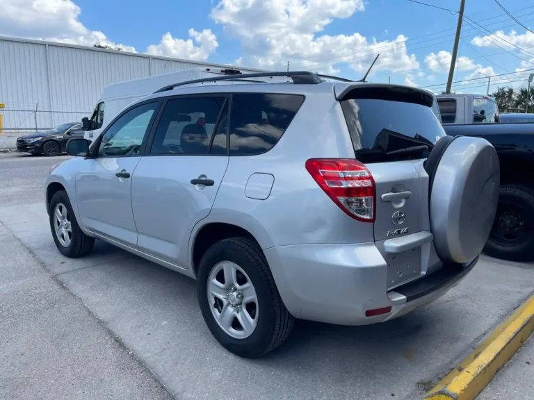 2009-toyota-rav4-011810 (4)