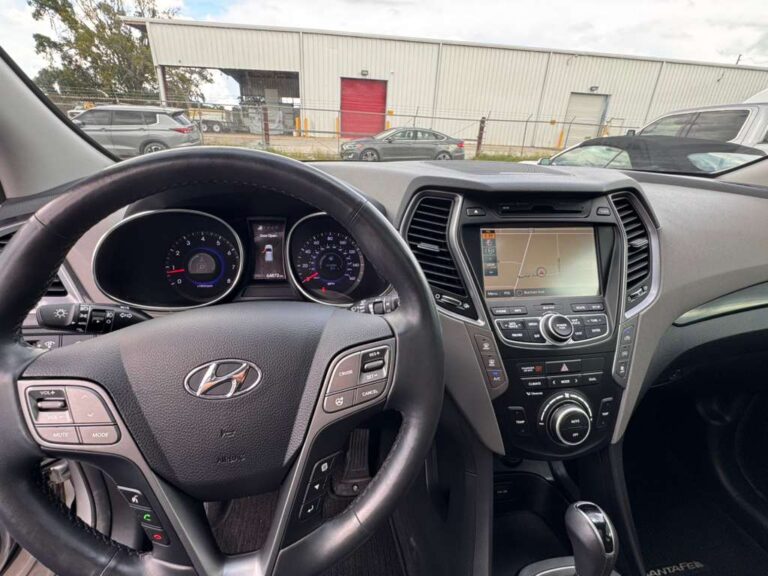 2016-hyundai santa fe se 158370 (8)