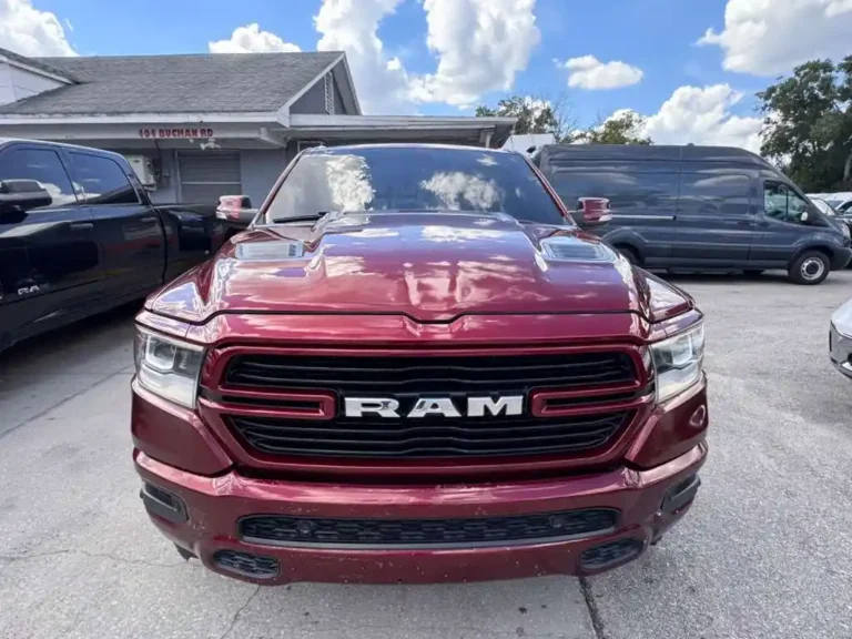 2019-ram-1500-laramie-738987 (1)