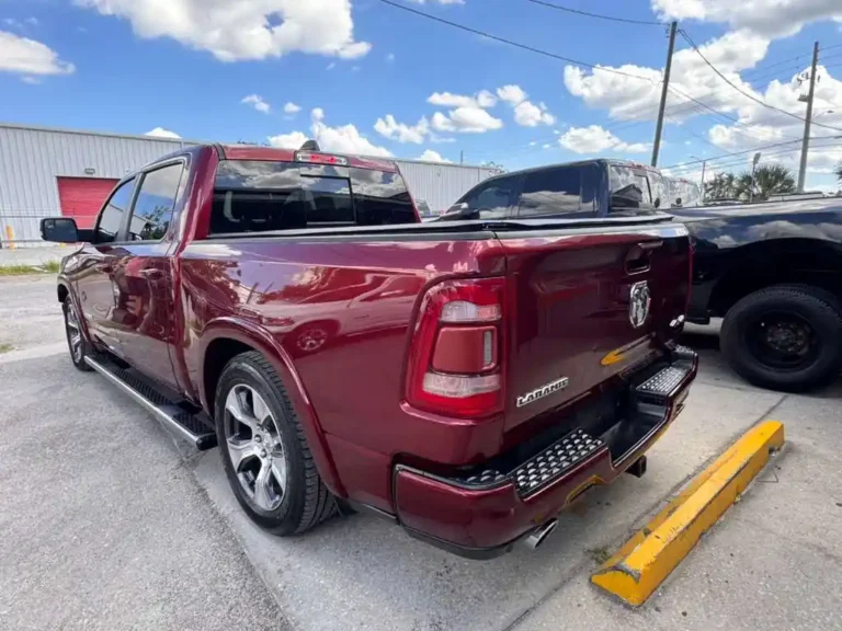 2019-ram-1500-laramie-738987 (2)