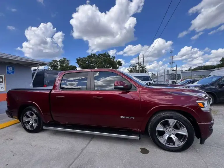 2019-ram-1500-laramie-738987 (9)