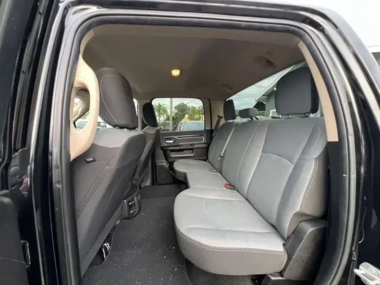 2019-ram-2500-big-horn-544515 (10)