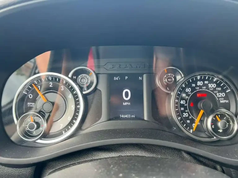 2019-ram-2500-big-horn-544515 (16)
