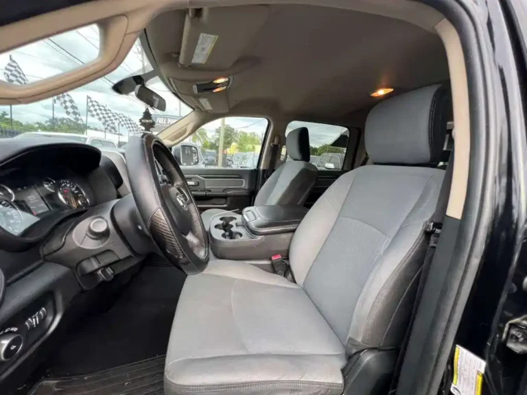 2019-ram-2500-big-horn-544515 (9)