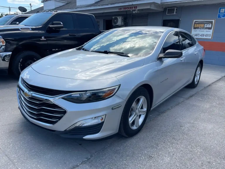 2020-chevrolet-malibu-104332 (12)