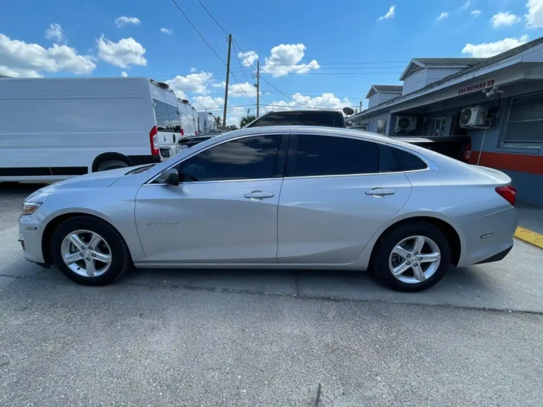 2020-chevrolet-malibu-104332 (3)