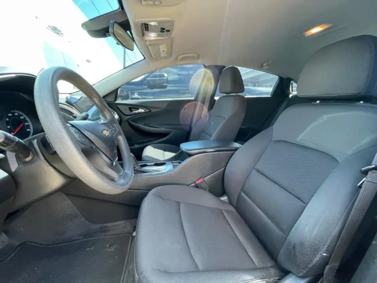 2020-chevrolet-malibu-104332 (6)