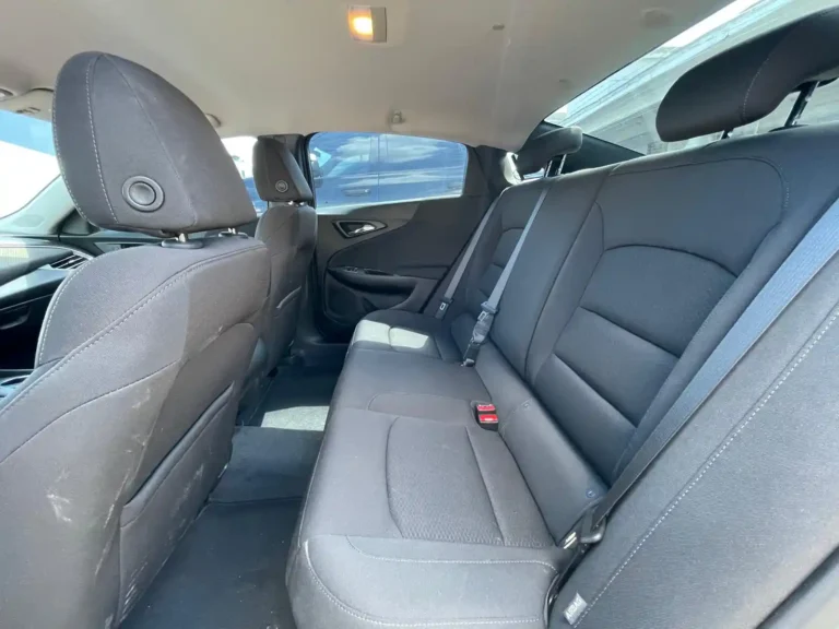 2020-chevrolet-malibu-104332 (7)