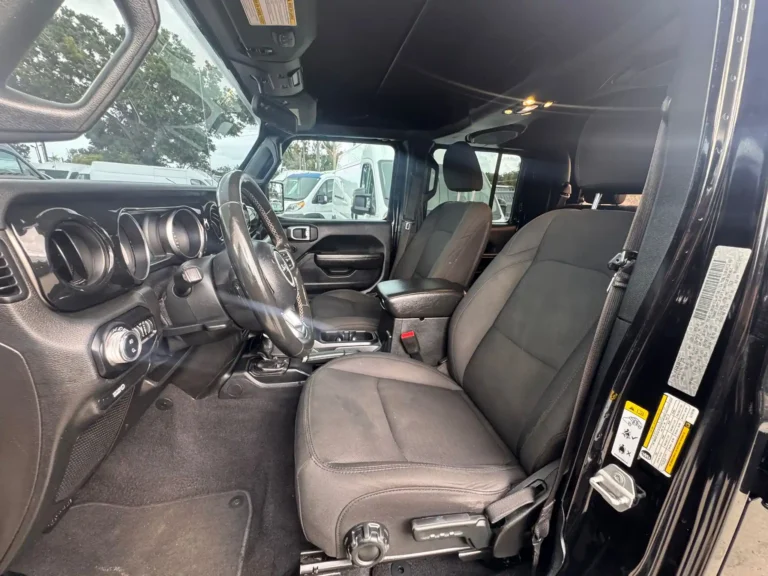2020-jeep-gladiator-sport-s-115799 (19)
