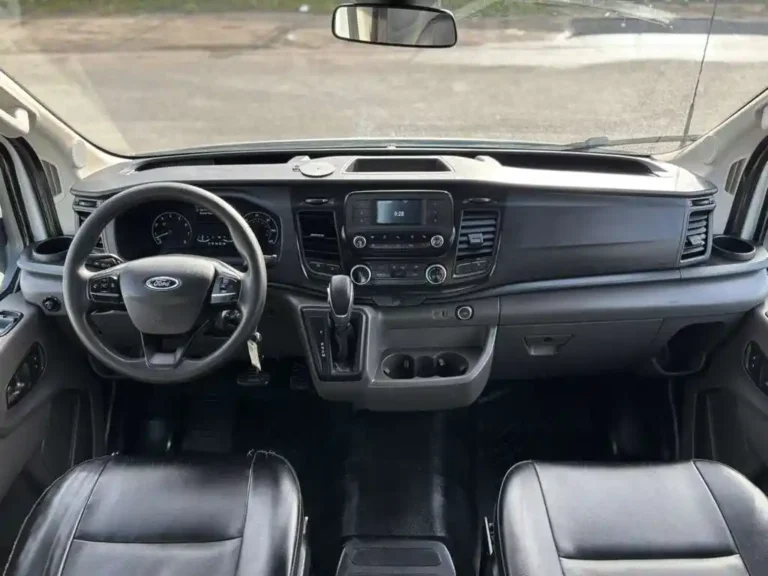 2021-ford-transit-250-a77109 (13)