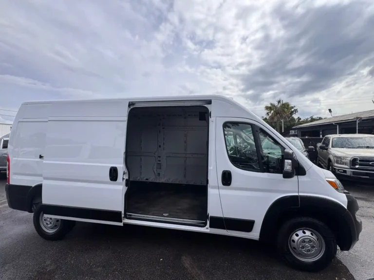 2023-ram-promaster-2500-506422 (11)