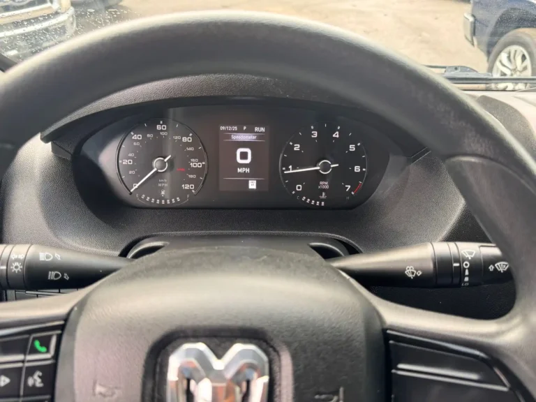 2023-ram-promaster-2500-506422 (15)