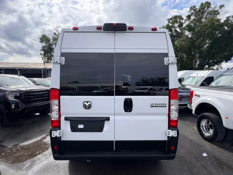2023-ram-promaster-2500-506422 (2)
