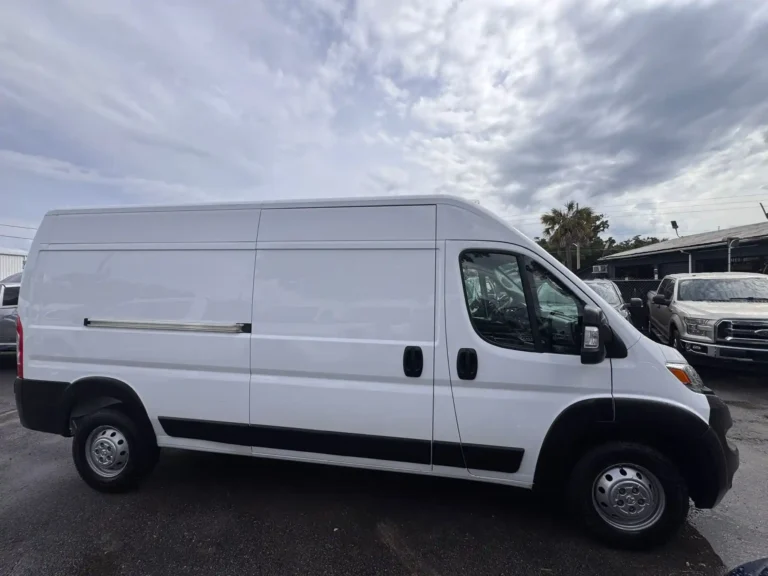 2023-ram-promaster-2500-506422 (8)