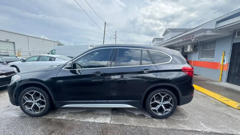 BMW X1 L89345 (8)