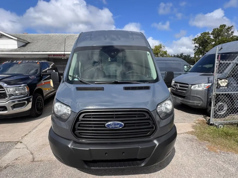 ford-transit-250-2019-b13181 (1)