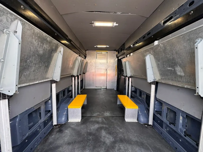 ford-transit-250-2019-b13181 (14)