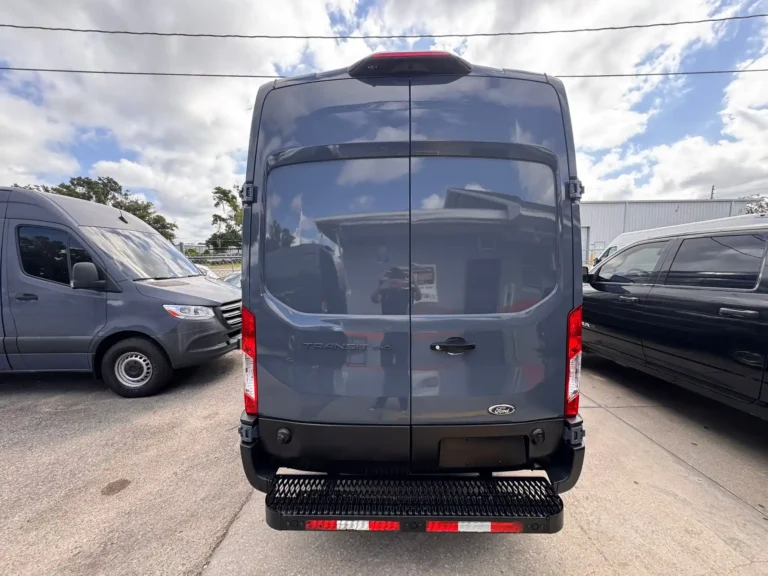 ford-transit-250-2019-b13181 (3)