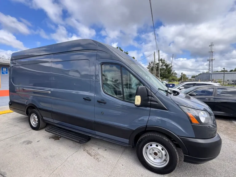 ford-transit-250-2019-b13181 (7)