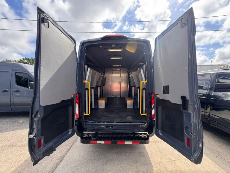 ford-transit-250-2019-b13181 (9)
