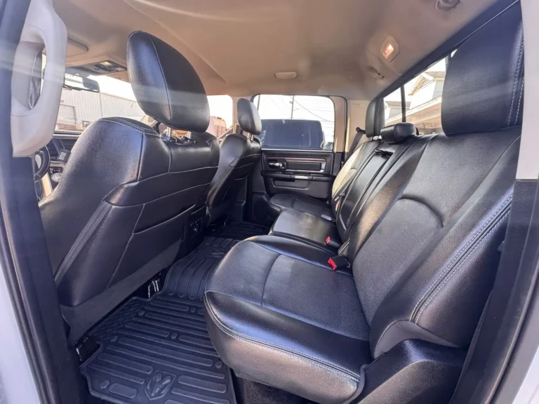 ram-1500-laramie-20196-215744 (13)