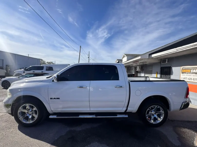 ram-1500-laramie-20196-215744 (4)