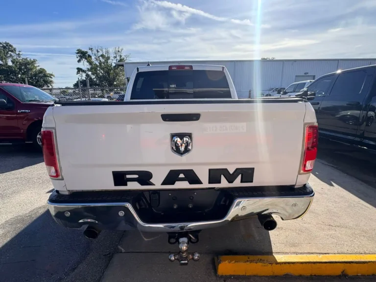 ram-1500-laramie-20196-215744 (6)