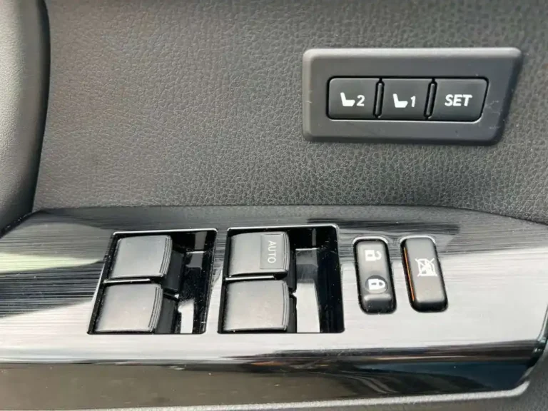 toyota rav4 2017 127620 (17)