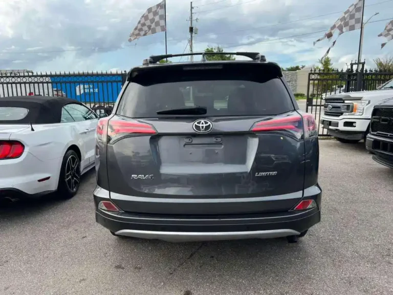 toyota rav4 2017 127620 (5)