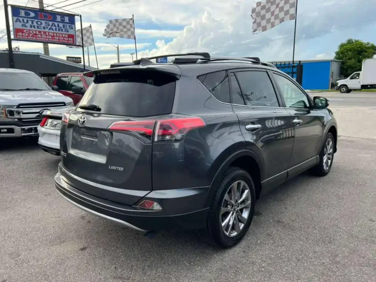 toyota rav4 2017 127620 (6)