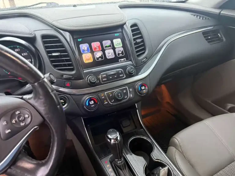 2018 chevrolet impala lt sedan 151594 (12)
