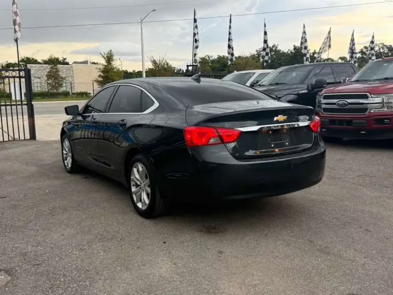 2018 chevrolet impala lt sedan 151594 (3)