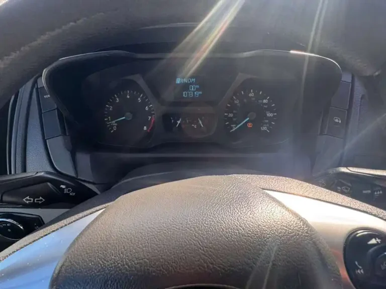 ford-transit-250-b74138 (11)