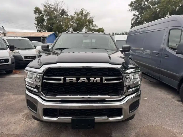 ram-2500-tradesman 2020 163425 (1)