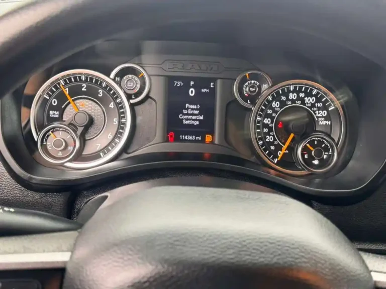 ram-2500-tradesman 2020 163425 (12)