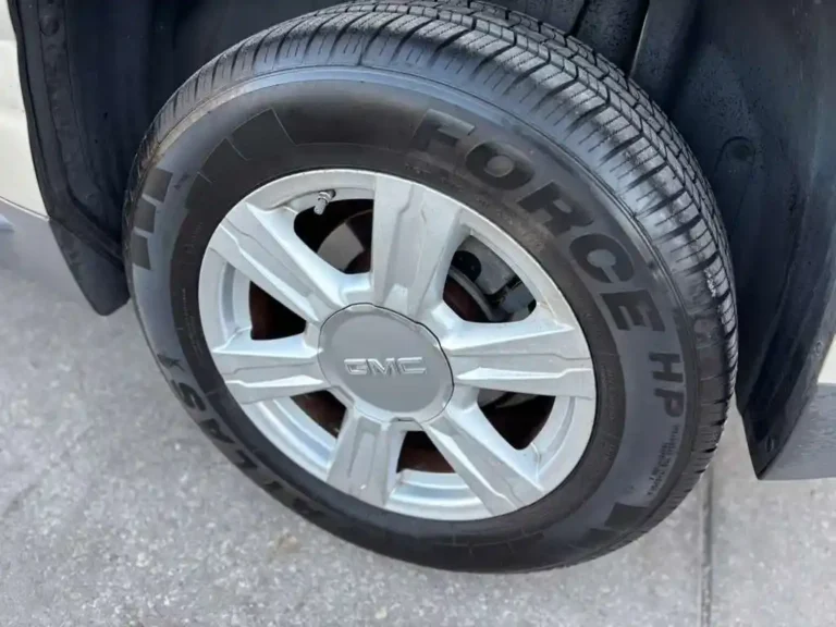 2015-gmc-terrain-353000 (19)