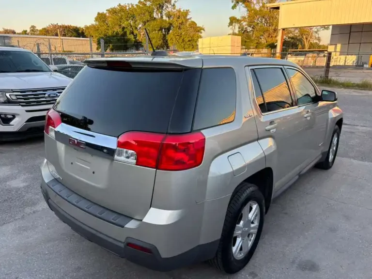 2015-gmc-terrain-353000 (6)