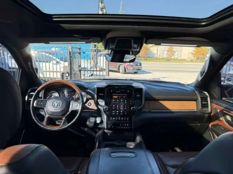 2019-ram-1500-laramie-666879 (12)