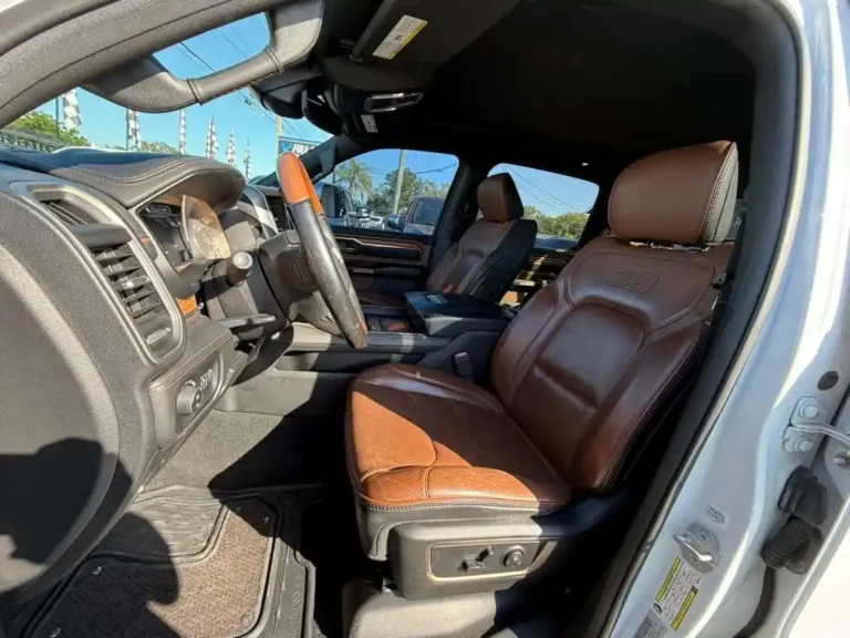 2019-ram-1500-laramie-666879 (14)