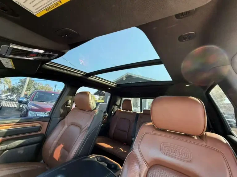 2019-ram-1500-laramie-666879 (9)