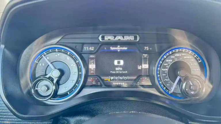 ram-1500-limited-512192 (12)