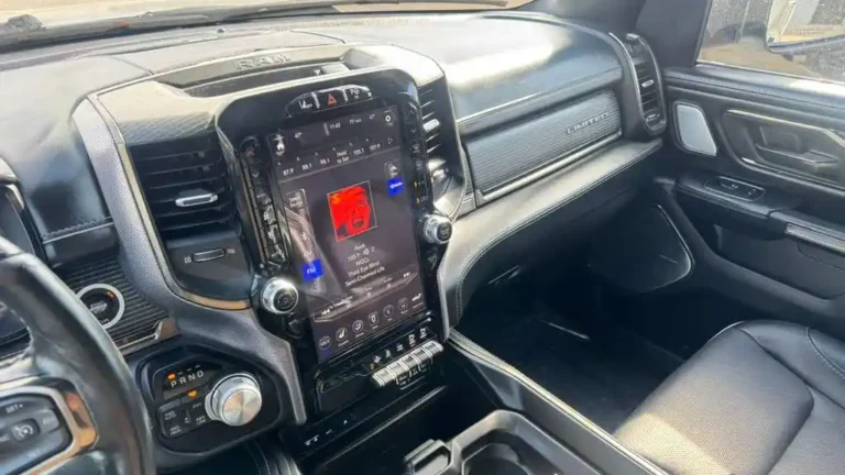 ram-1500-limited-512192 (15)