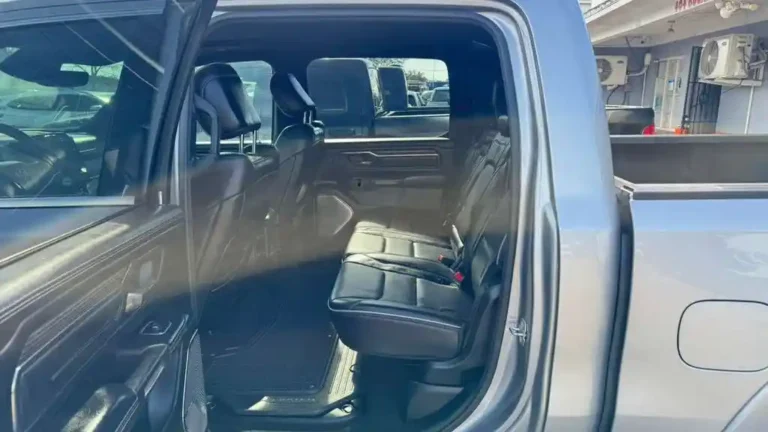 ram-1500-limited-512192 (9)