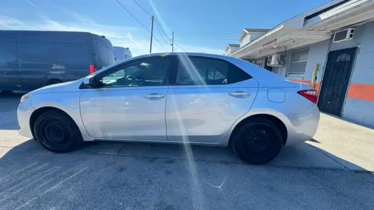 toyota corolla le 721554 (19)